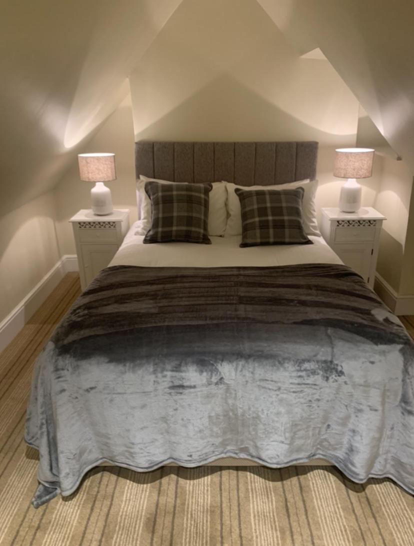 Greyhound Inn Wilton ويلتون المظهر الخارجي الصورة