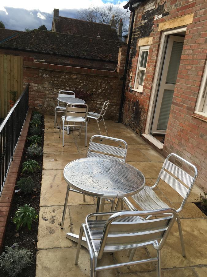 Greyhound Inn Wilton ويلتون المظهر الخارجي الصورة