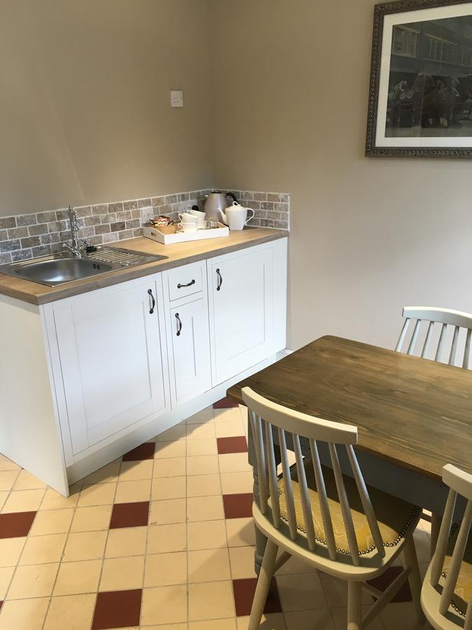 Greyhound Inn Wilton ويلتون المظهر الخارجي الصورة