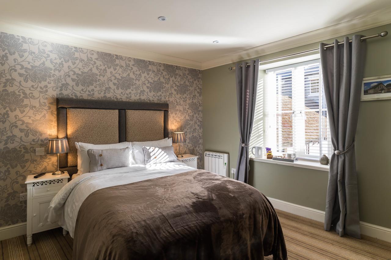 Greyhound Inn Wilton ويلتون المظهر الخارجي الصورة