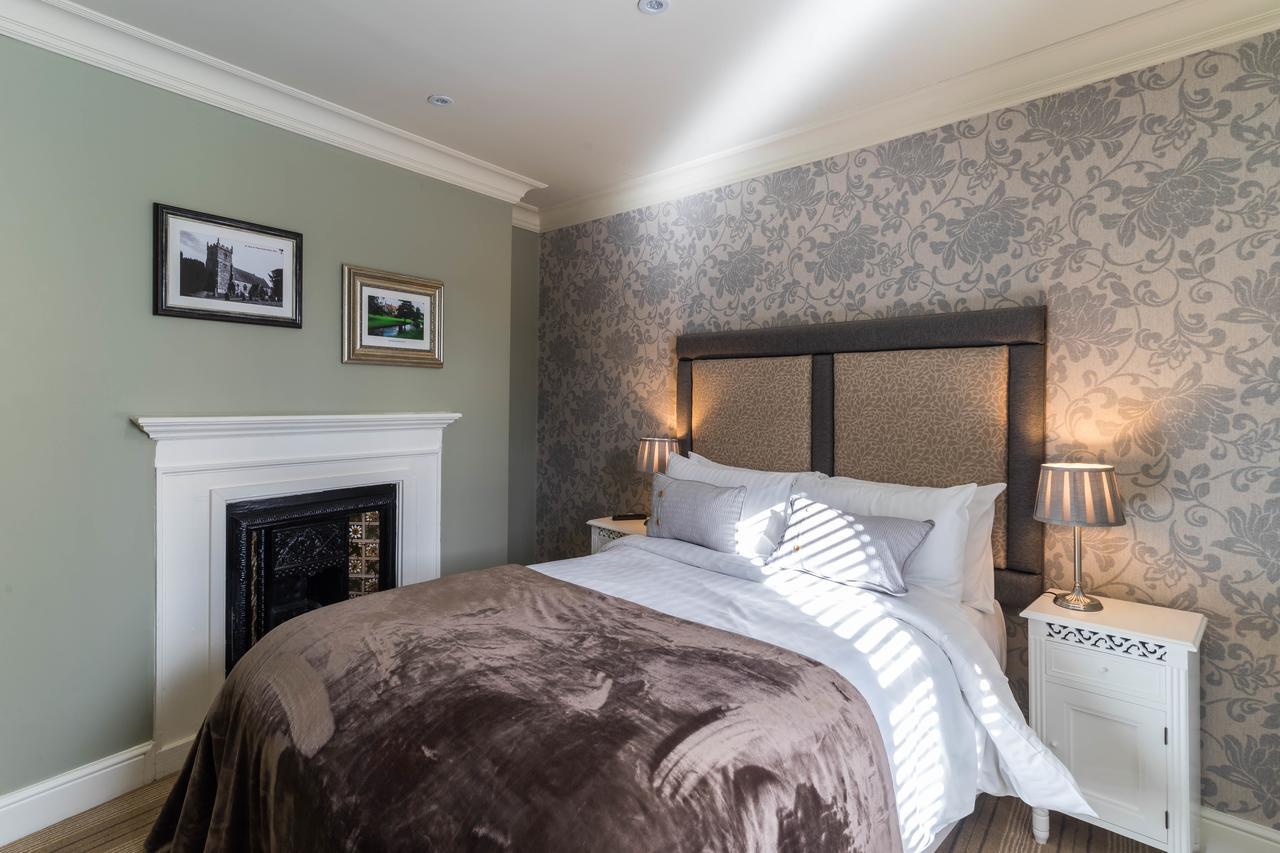 Greyhound Inn Wilton ويلتون المظهر الخارجي الصورة
