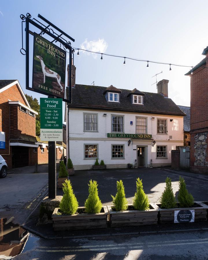 Greyhound Inn Wilton ويلتون المظهر الخارجي الصورة