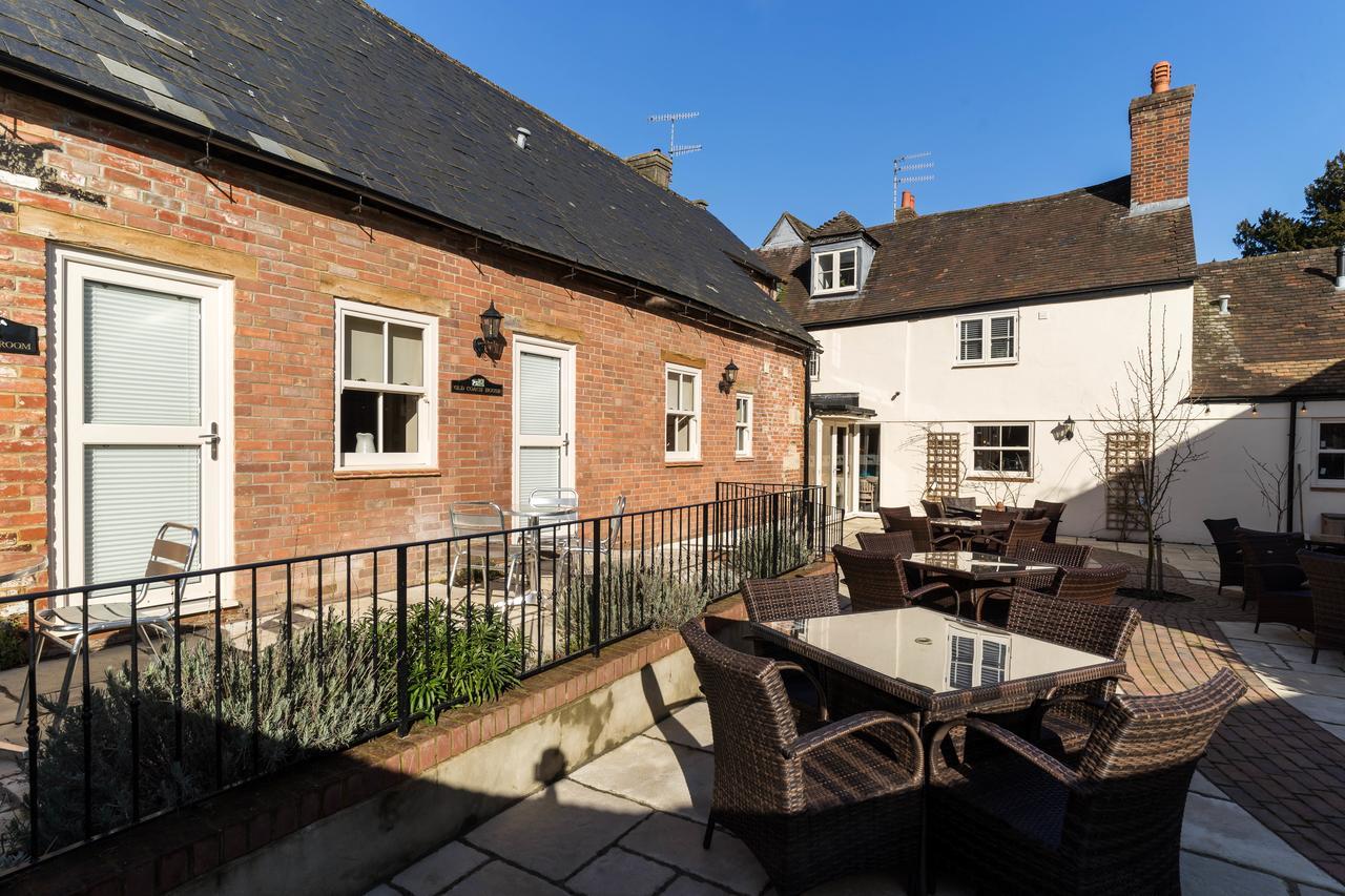 Greyhound Inn Wilton ويلتون المظهر الخارجي الصورة